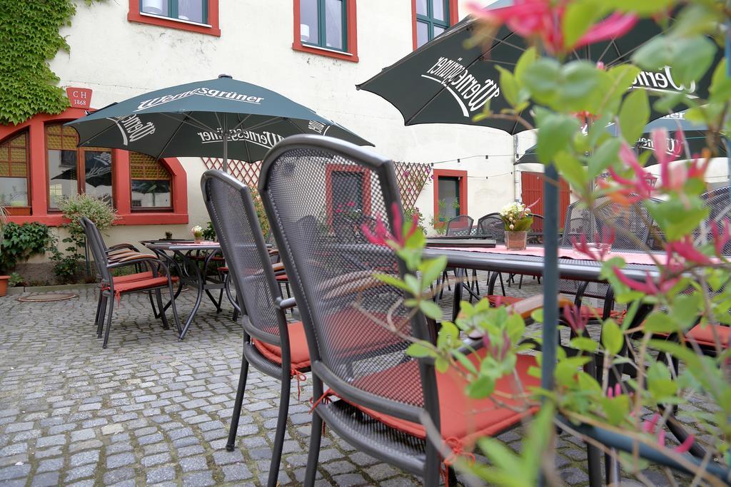 Gasthof Und Hotel Roter Hirsch Claußnitz المظهر الخارجي الصورة